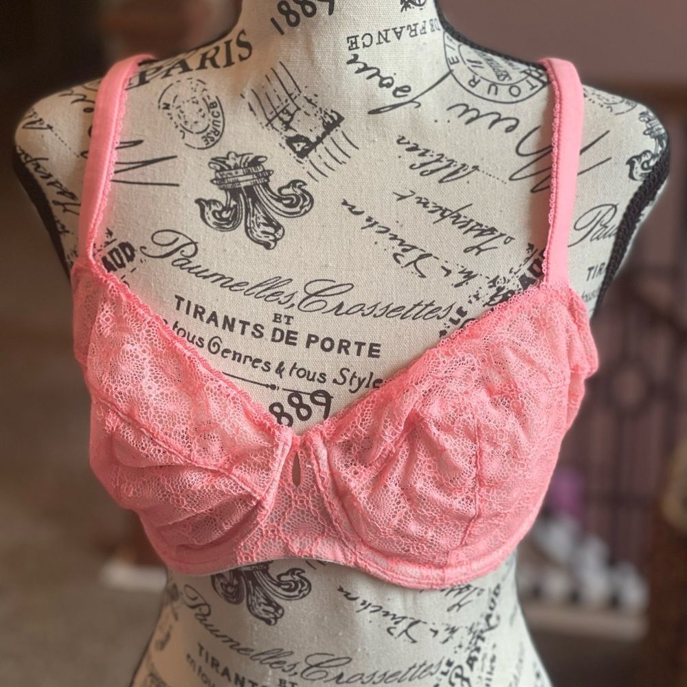 Victoria's Secret Unlined Demi Bra Lace